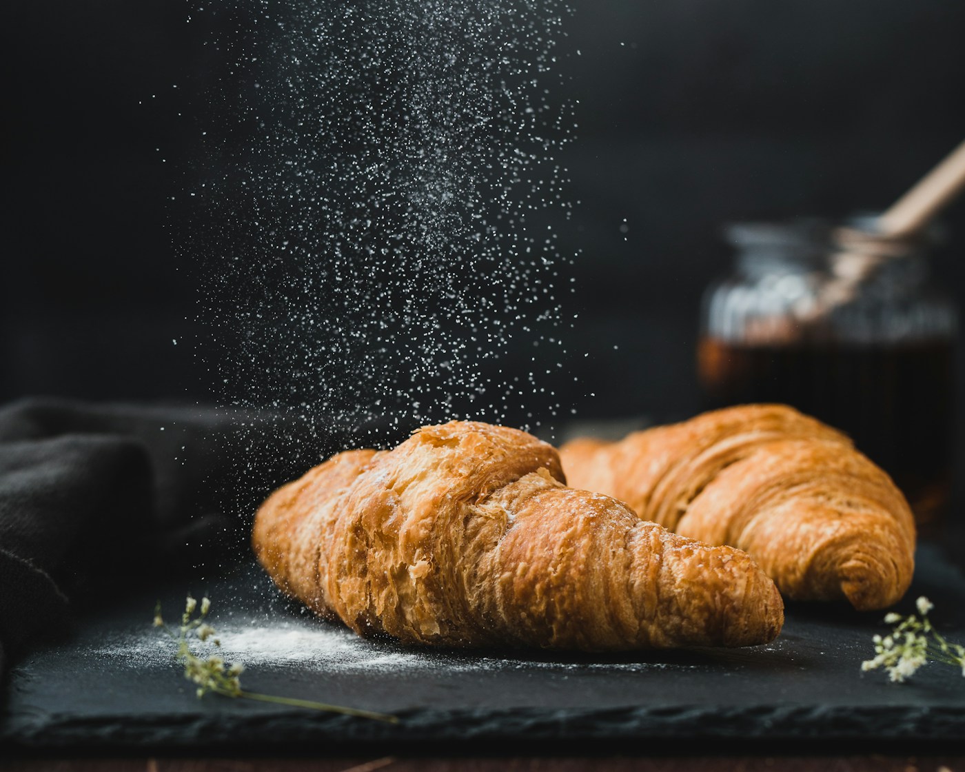 Golden laminated croissants