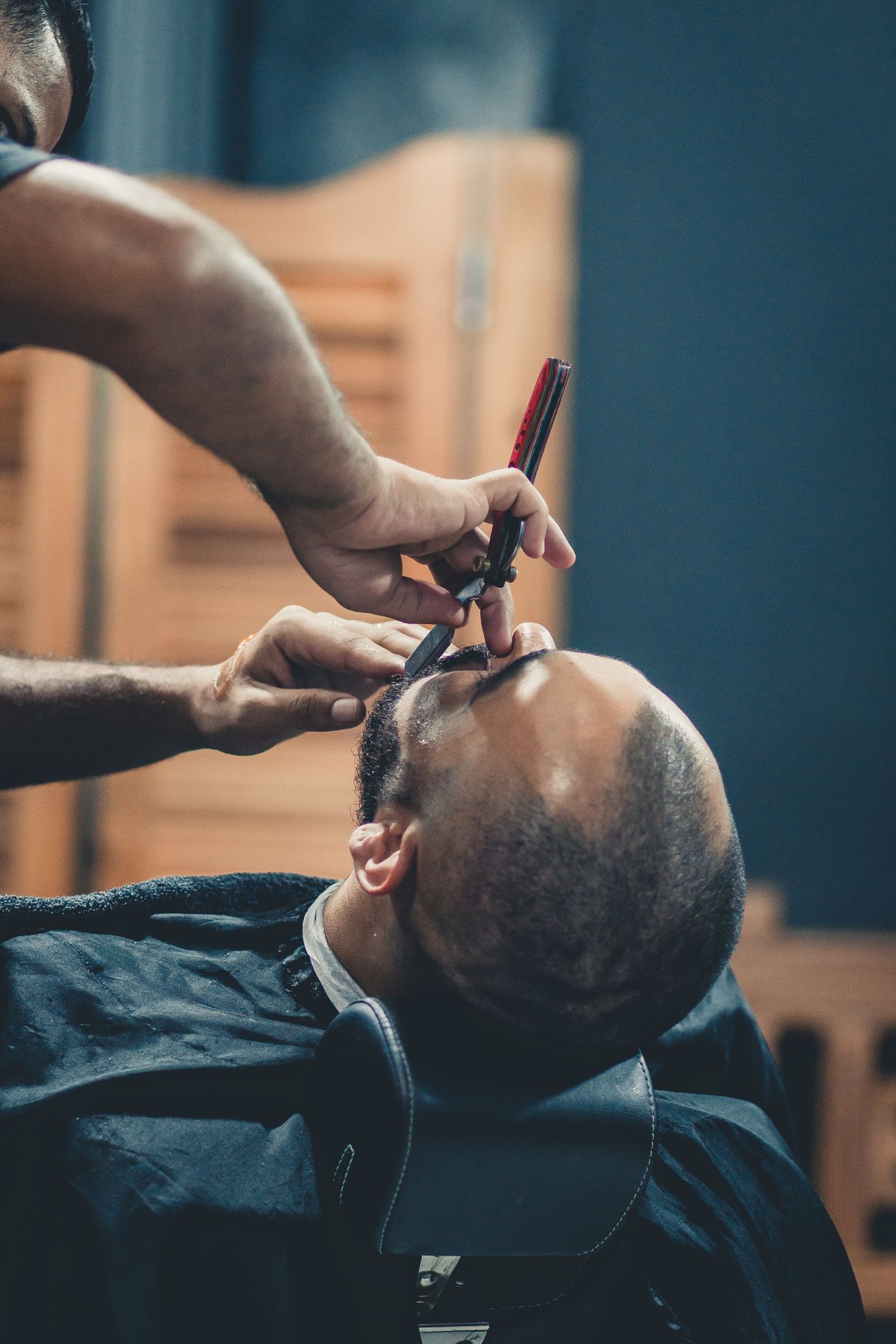 Hot-towel straight razor shave
